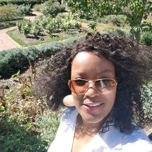 Meet your Posher, Renetta